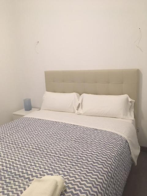 Hostal Goyal Pizarro Madrid Exterior photo